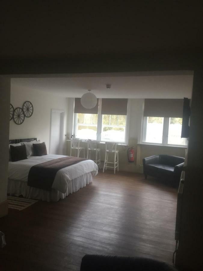 Good Intent Rooms Waltham Abbey Exteriér fotografie