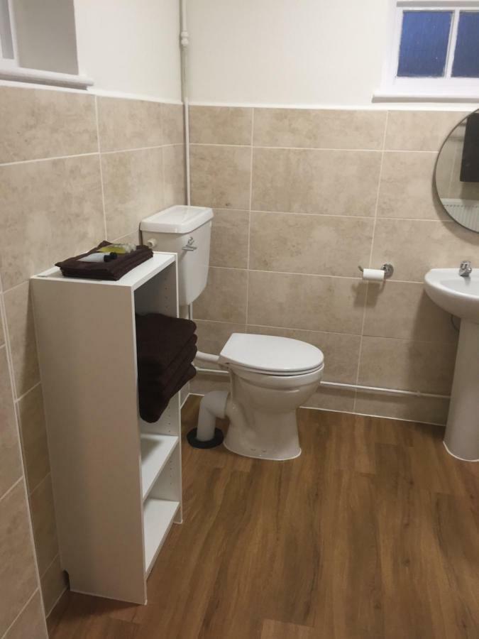 Good Intent Rooms Waltham Abbey Exteriér fotografie