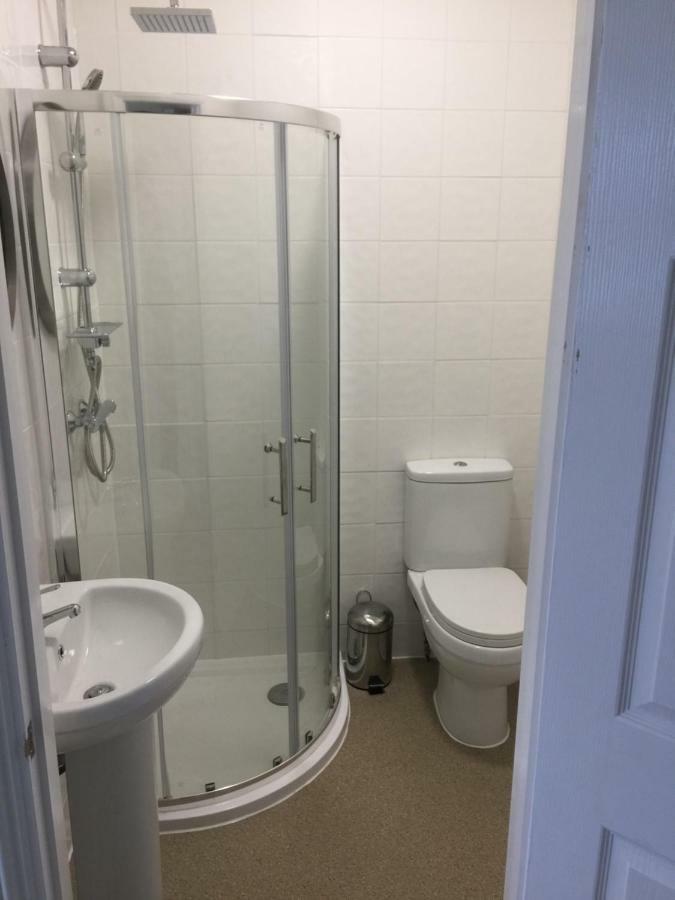 Good Intent Rooms Waltham Abbey Exteriér fotografie